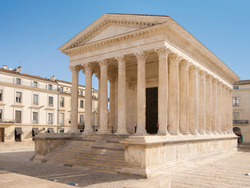 La maison carrée à Nîmes